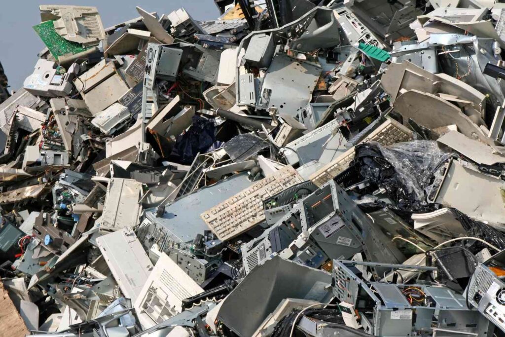 Ewaste by Nalabix