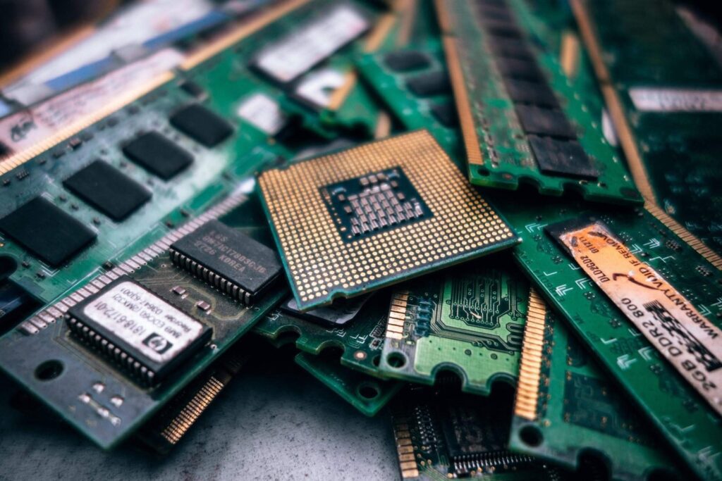 Ewaste by Nalabix